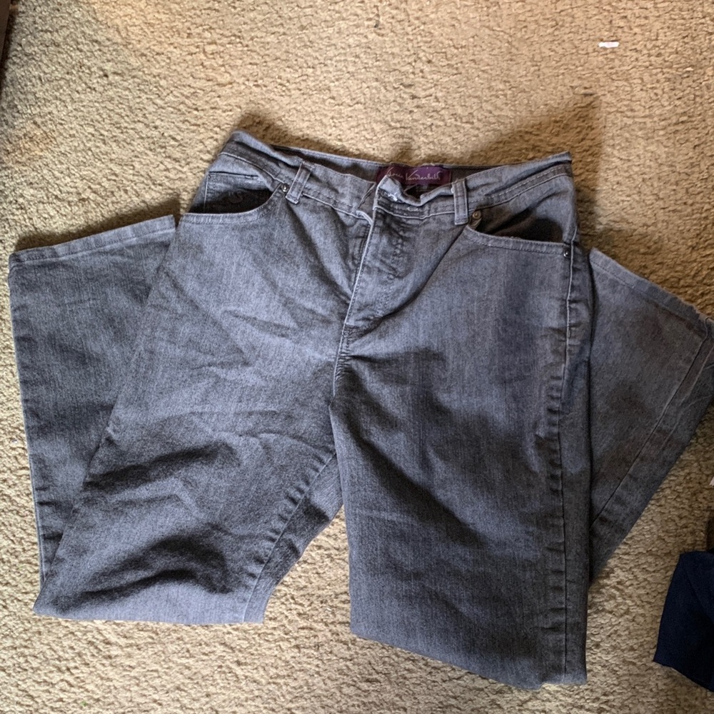 Gloria Vanderbilt Charcoal Amanda style Jeans